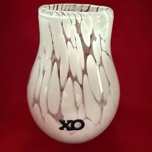 Anthropologie The Icon Valentines White Swirl Glass Vase with Black XO Accents